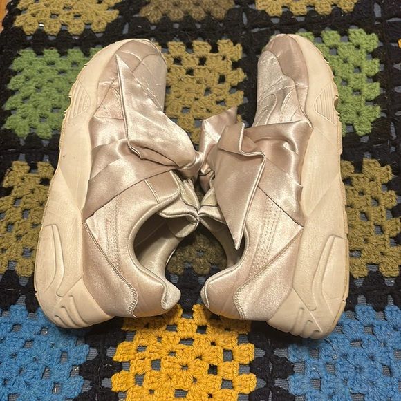 Puma X Fenty Bow Sneaker DS Pink Tint US Women 8 - Picture 4 of 6